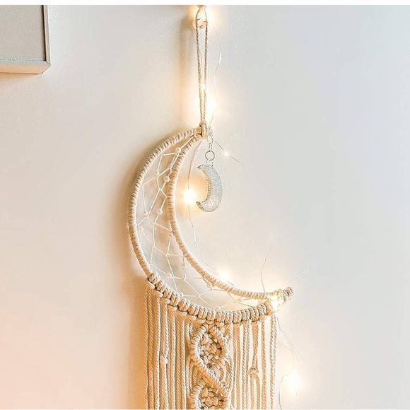 Moon and Star Wall Macrame with lights - Picture 2 of 3